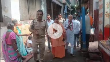 मथुरा: फायरब्रांड हिंदूवादी नेता साध्वी प्राची पहुंची बाके बिहारी की शरण, विपक्ष पर साधा निशाना