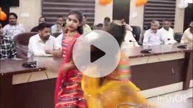 संभल: कलेक्ट्रेट सभागार बहजोई में परिषदीय विद्यालयों में निपुण लक्ष्य हेतु नवाचार और उत्कृष्ट कार्य वाले शिक्षकों का सम्मान समारोह