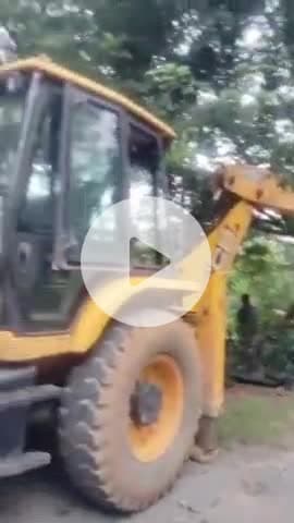 सिमडेगा: गरजा पहाड़ टोली के पास चेचिस ट्रक ने पेड़ को मारी टक्कर, चालक का पैर टूटा, इलाज के लिए रांची भेजा