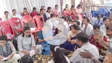 बेमेतरा: बेमेतरा के जय स्तंभ चौक में अनिश्चितकालीन हड़ताली NHM कर्मचारियों ने हनुमान चालीसा पाठ कर सरकार को जगाने का किया प्रयास