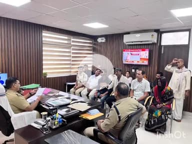 बेगूसराय: कार्यालय कक्ष में डीआईजी ने लगाया जनता दरबार, 15 फरियादियों की सुनी फरियाद