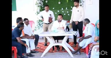 बेमेतरा: बेमेतरा विधायक दीपेश साहू ने कार्यालय में भेंट-जोहार कार्यक्रम के माध्यम से लोगों से मुलाकात की