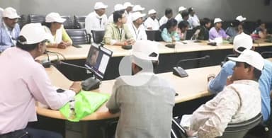 खालवा: 14 सितंबर को कालमुखी में स्वास्थ्य शिविर का आयोजन, तैयारियों को लेकर समीक्षा बैठक आयोजित