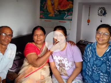 बिल्हौर: शिवराजपुर की छात्रा का सीएसजेएमयू यूनिवर्सिटी में पीएचडी में हुआ चयन, जिला उपाध्यक्ष ग्रामीण ने दी बधाई