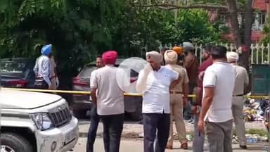 ਅੰਮ੍ਰਿਤਸਰ 2: ਅੰਮ੍ਰਿਤਸਰ 9 ਬਟਾਲੀਅਨ ਦਫ਼ਤਰ ਬਾਹਰ 25 ਸਾਲਾ ਕਾਂਸਟੇਬਲ ਗੁਰਕੀਰਤ ਸਿੰਘ ਨੇ ਮਾਰੀ ਆਪਣੇ ਆਪ ਨੂੰ ਗੋਲੀ, ਪੁਲਿਸ ਕਰ ਰਹੀ ਮਾਮਲੇ ਦੀ ਜਾਂਚ