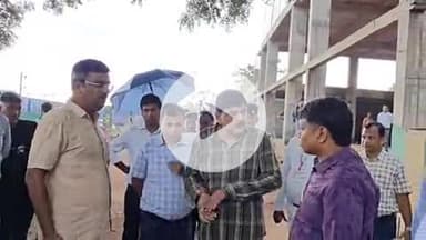 तिल्दा: रेल्वे डीआरएम आला अधिकारियों के साथ तिल्दा पहुंचे, कब्जा नहीं हटने पर इंजीनियरिंग विभाग को लगाई फटकार