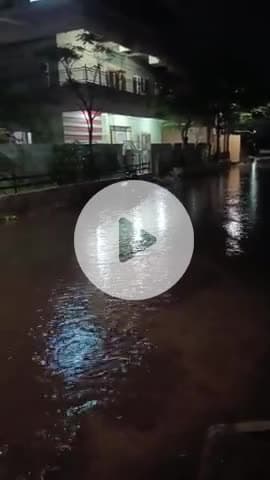 @#@दुर्ग में नाली का पानी सड़कों एवं गलियों में घरों में घुस रहे हैं@#@