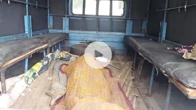 सिमडेगा: लरबा सेमरटोली गांव में युवक ने फांसी लगाकर की आत्महत्या, पुलिस ने कराया पोस्टमार्टम