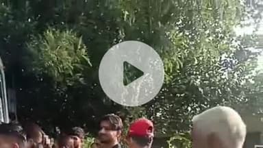 बरवाला: मोरनी-पंचकूला मार्ग पर बसों में भारी भीड़, यात्रियों को परेशानी, माधना बस स्टैंड पर ग्रामीणों का जाम