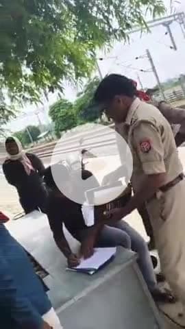 करछना: भीरपुर रेलवे स्टेशन के सामने रेलवे ट्रैक पार करते समय युवक ट्रेन की चपेट में आया, हुई मौत