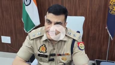 रामपुर: पुलिस अधीक्षक विद्यासागर मिश्रा ने अपने कैंप कार्यालय में पटाखा फैक्टरियों की जांच के लिए पुलिस अफसरों को दिए निर्देश