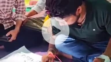 जोशियाड़ा: विश्वविद्यालय के पूर्व छात्र महासंघ अध्यक्ष देवराज बिष्ट ने कुलपति को खून से लिखा पत्र भेजा