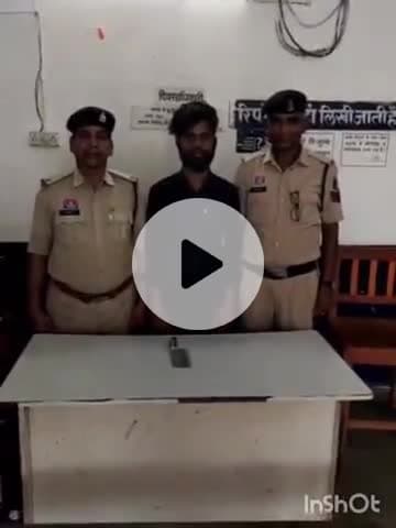 तिल्दा: खरोरा के पुराना थाना के पास कत्तानुमा धारदार चाकू के साथ एक युवक को किया गया गिरफ्तार
