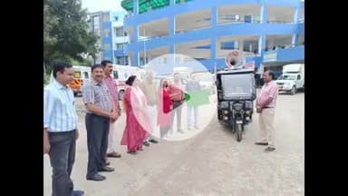 सुपौल: जिला प्रतिरक्षण पदाधिकारी सह नोडल पदाधिकारी सुपौल ने जागरूकता रथ को हरी झंडी दिखाकर किया रवाना