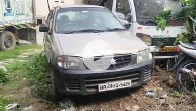 रफीगंज: रफीगंज पुलिस ने भादवा से एक चार पहिया वाहन पर लदे 320 लीटर देसी महुआ शराब किया बरामद, तस्कर फरार