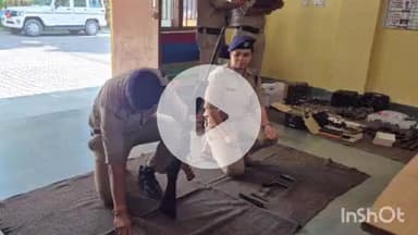 चकराता: विकास नगर के क्षेत्र अधिकारी ने थाना कलसी का अर्धवार्षिक निरीक्षण किया