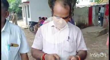 प्रतापगढ़: प्रतापगढ़ सीएमओ ऑफिस में घूसकांड विवाद, शिकायतकर्ता डिप्टी सीएमओ ने लगाया धमकी का आरोप