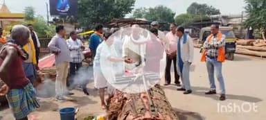 जगदलपुर: विश्व प्रसिद्ध दशहरा के तहत बारसी उतरानी रस्म के साथ रथ निर्माण की प्रक्रिया हुई प्रारंभ