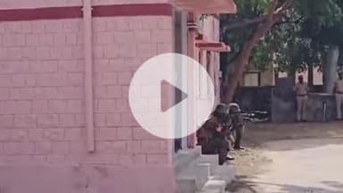 बाड़मेर: बाड़मेर कलेक्ट्रेट में आतंकी हमले की मॉक ड्रिल, सेना, पुलिस और एयरफोर्स के संयुक्त ऑपरेशन से बंधक मुक्त