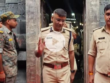 गया टाउन सीडी ब्लॉक: SSP आनंद कुमार ने पितृपक्ष मेला के शांतिपूर्ण संचालन के लिए अस्थाई थाना व सीसीटीवी केंद्र का किया निरीक्षण