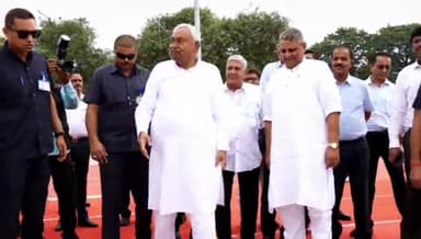 बख्तियारपुर: मुख्यमंत्री बख्तियारपुर पहुंचे, विकास कार्यों की जानकारी ली और दीदारगंज-करजान पथ का निरीक्षण किया