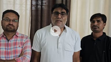 #नागरिकता के नाम पर #भय का वातावरण उत्पन्न करने वालों के बहकावे में न आएं क्योंकि #दस्तावेज बनवाने के नाम पर आपको लूटा जा रहा है।