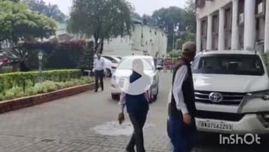 देहरादून: सीएम धामी की अध्यक्षता में सचिवालय में चल रही कैबिनेट की बैठक