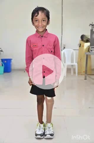 जगदलपुर: आड़ावाल में मुख्यमंत्री ने 7 वर्षीय दिव्यांग मासूम देवा और युवती कलावती से मुलाकात कर उनके हाल-चाल जाना