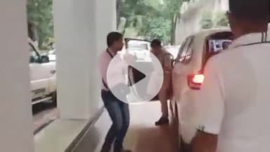 जबलपुर: नवागत कलेक्टर राघवेंद्र सिंह ने संभाला पदभार, पहले ही दिन सुनी शिकायतें