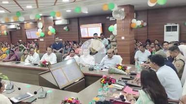 जौनपुर: विजन 2047 के सपने को साकार करने में जुटे अधिकारी