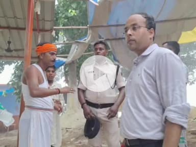 गया टाउन सीडी ब्लॉक: भीड़ प्रबंधन का जायजा लेने DM प्रेतशिला पहुंचे, 776 सीढ़ियां चढ़कर श्रद्धालुओं की सुविधाओं की जांच की