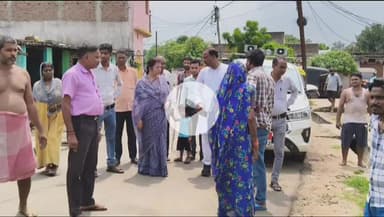 सिंगरौली: महापौर ने किया नगर निगम के वार्ड क्रमांक 20 का दौरा, अधिकारियों को सफाई व्यवस्था के निर्देश