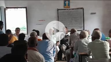 चेरिया बरियारपुर: मंझौल में निजी शिक्षण संस्थान परिसर में चेरिया बरियारपुर दक्षिण मंडल एनडीए की बैठक आयोजित