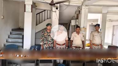 कौआकोल: महुलियाटांड कृपा से पुलिस ने एक टेंपो से 50.1 लीटर विदेशी शराब बरामद किया