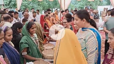 अक्कलकुवा: कंजाळा येथे रानभाजी जत्रा महोत्सव संपन्न, तब्बल ५३ रानभाज्यांचा समावेश