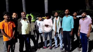 इटावा: वैदपुरा इलाक़े में घर से अस्पताल के लिए निकली किशोरी गुमशुदा, परिजन तलाश में जुटे हैं