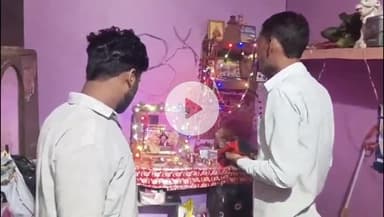 सागर नगर: छोटा करीला इलाके में घर के पूजा कमरे में छिपा साइलेंट किलर इंडियन कॉमन करेंत सांप, मचा हड़कंप