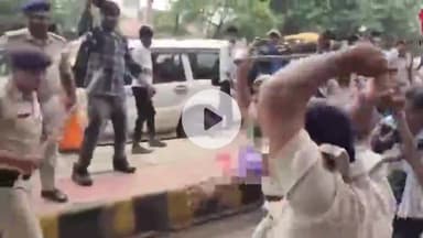 बक्सर: पटना में संविदाकर्मियों पर लाठीचार्ज, बक्सर सांसद बोले- संवेदनहीन सरकार का अभिमान जल्द होगा चकनाचूर