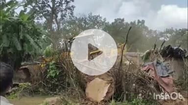 पुष्पराजगढ़: अमरकंटक के वार्ड 11 में प्रशासन की बड़ी कार्रवाई, दो दर्जन से ज़्यादा अतिक्रमण ढहाए