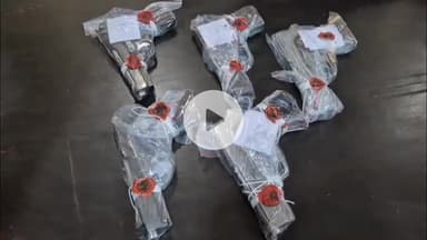 जबलपुर: देशी पिस्तौलों का सौदागर पुलिस की गिरफ्त में, 5 पिस्तौलें जब्त, ग्राहक से पहले संजीवनी थाना पुलिस पहुंची