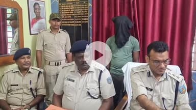 सिमडेगा: मुफस्सिल थाना पुलिस ने दो पिकअप प्रतिबंधित मवेशियों के साथ एक तस्कर को किया गिरफ्तार