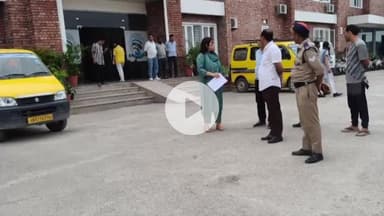 देहरादून: परिवहन विभाग ने देहरादून में स्कूल वाहनों की की जांच, 18 चालान काटे, एक वाहन किया सीज