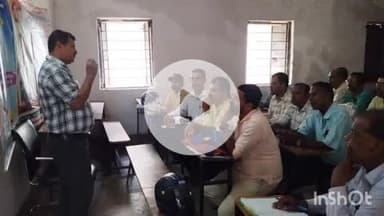 करपी: करपी बीआरसी भवन में शुक्रवार को एक दिवसीय प्रशिक्षण का आयोजन किया गया