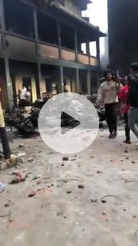 नेपाल के युवाओं के हाथ नेपाल पुलिस के अत्याधुनिक हथियार लग चुके हैं जो हमारे लिए भी चिंता का विषय है।