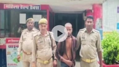 शाहगंज: खेतासराय कस्बा से अवैध असलहा बरामद करते हुए पुलिस ने शातिर चोर को किया गिरफ्तार