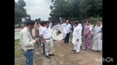 धार: धार के गढ़ कालिका मंदिर में नवरात्रि पर लगेगा मेला, नगर पालिका ने मेला प्रांगण में बैठक का किया आयोजन