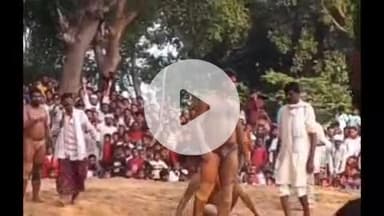सिराथू: अफजलपुर सातो के ऐतिहासिक दंगल में देखने के लिए हजारों की भीड़ जमा, देश के कई राज्यों के पहलवानों ने लिया हिस्सा