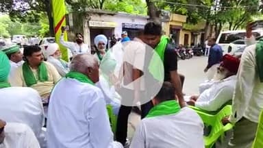 रूड़की: तहसील में ज्वाइंट मजिस्ट्रेट कार्यालय के बाहर 17वें दिन भी जारी रहा उत्तराखंड किसान मोर्चा का धरना प्रदर्शन