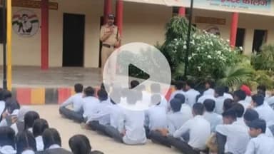 भगवानपुर: बुधवा शहीद गांव में स्थित पैराडाइज स्कूल में जागरूकता कार्यक्रम का आयोजन किया गया