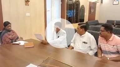 झांसी: बुंदेलखंड निर्माण मोर्चा ने मंडलायुक्त को कई महत्वपूर्ण मुद्दों पर एक महीने के भीतर जांच पूरी करने की मांग को सौंपा